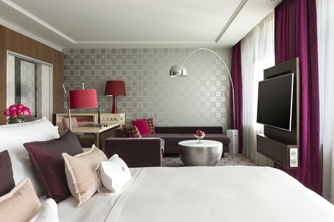 Mandarin Junior Suite