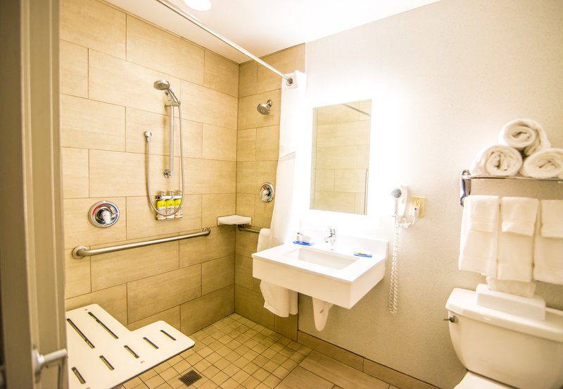Holiday Inn Express LANGHORNE-OXFORD VALLEY
