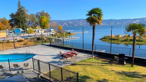 Exterior Anchorage Inn Lakeport CA