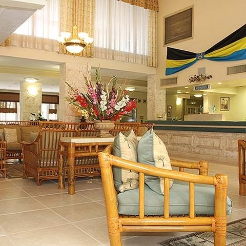 Castaways Resort Suites Lobby