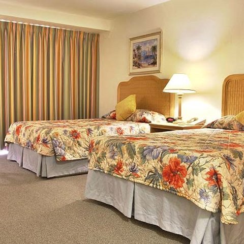 Castaways Resort Suites Room