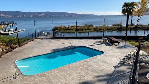 Anchorage Inn Lakeport CA Outdoor Pool