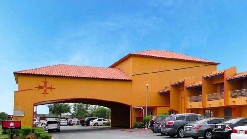 MH Brownsville Brownsville TX Property Exterior