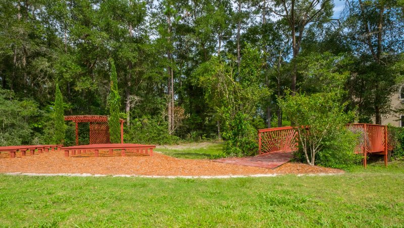 MH WildWoodInn Crawfordville FL Property Exterior