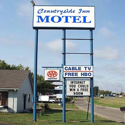 Countryside Inn Motel Albert Lea Sign