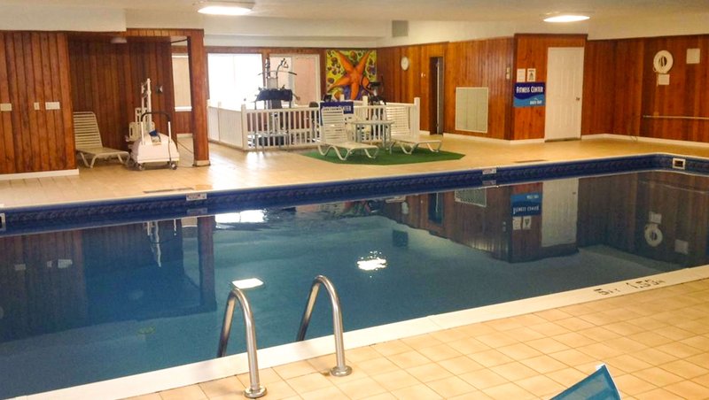 MH ColonialInn Ellsworth ME Property IndoorPool