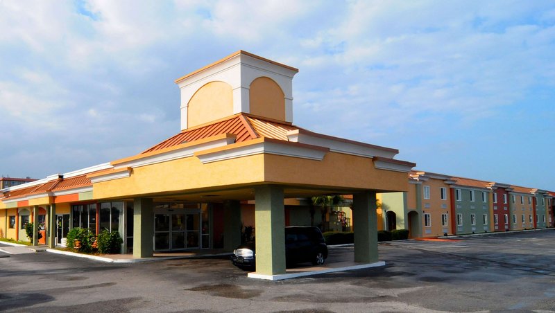MH WaterfrontMarinaNewPortRichey NewPortRichey FL Property Exterior