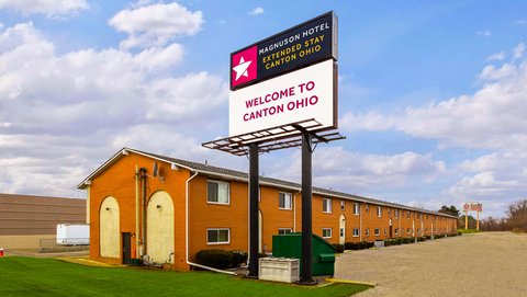 MH ExtendedStayCanton Ohio OH Property Exterior
