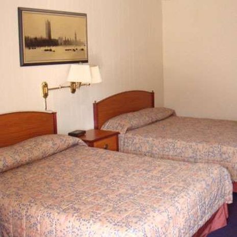 Wesley Inn and Suites Room