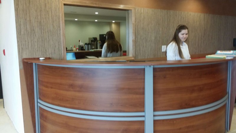 Harlan Inn and Suites Lobby