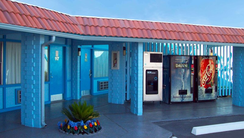Vending Machine Blue Mist Motel