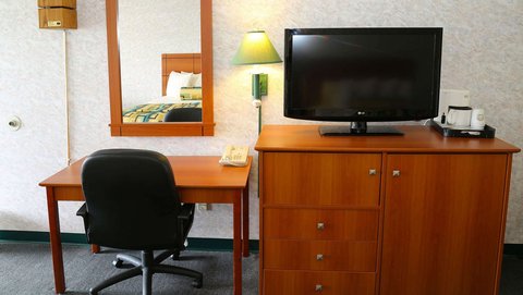 MH Howell Howell MI GuestRoom TwoDouble