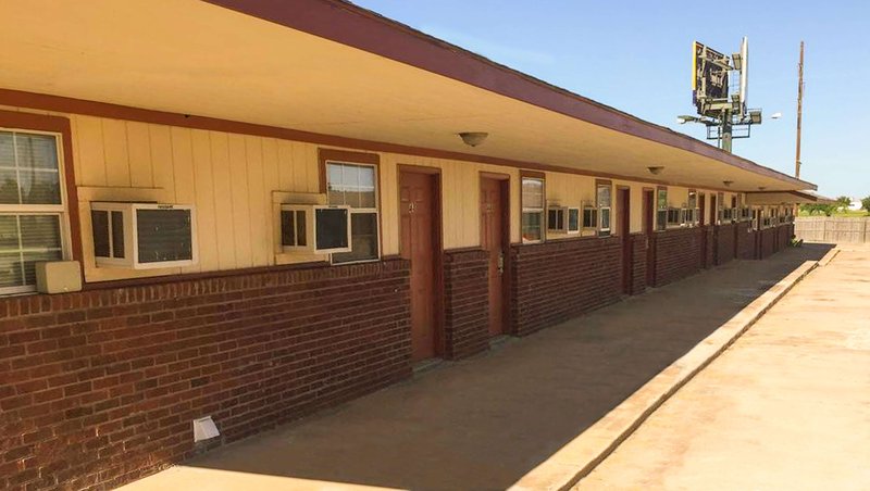 MH BudgetInnArdmore Ardmore OK Property Exterior