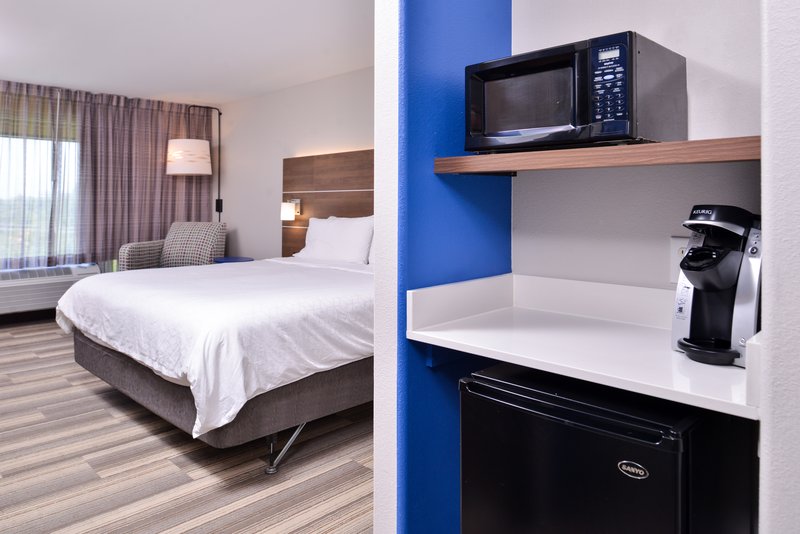 HOLIDAY INN EXP STES ELGIN