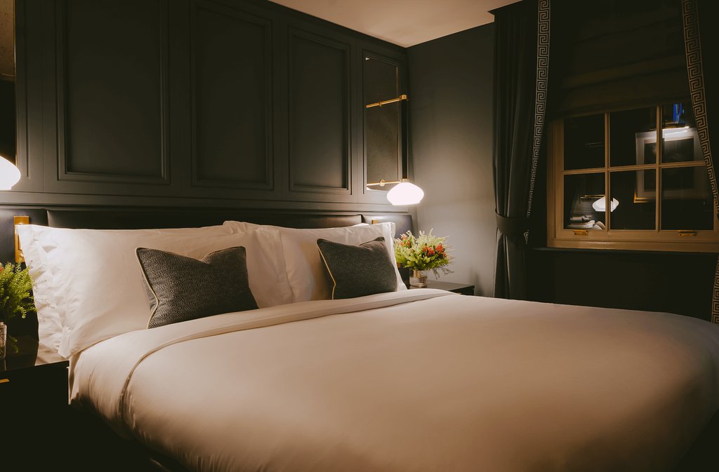 Guest photo