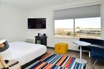 Savvy, Guest room, 1 King
