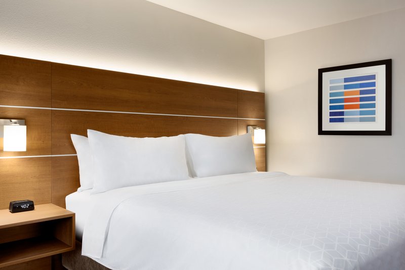 HOLIDAY INN EXPRESS MERCED