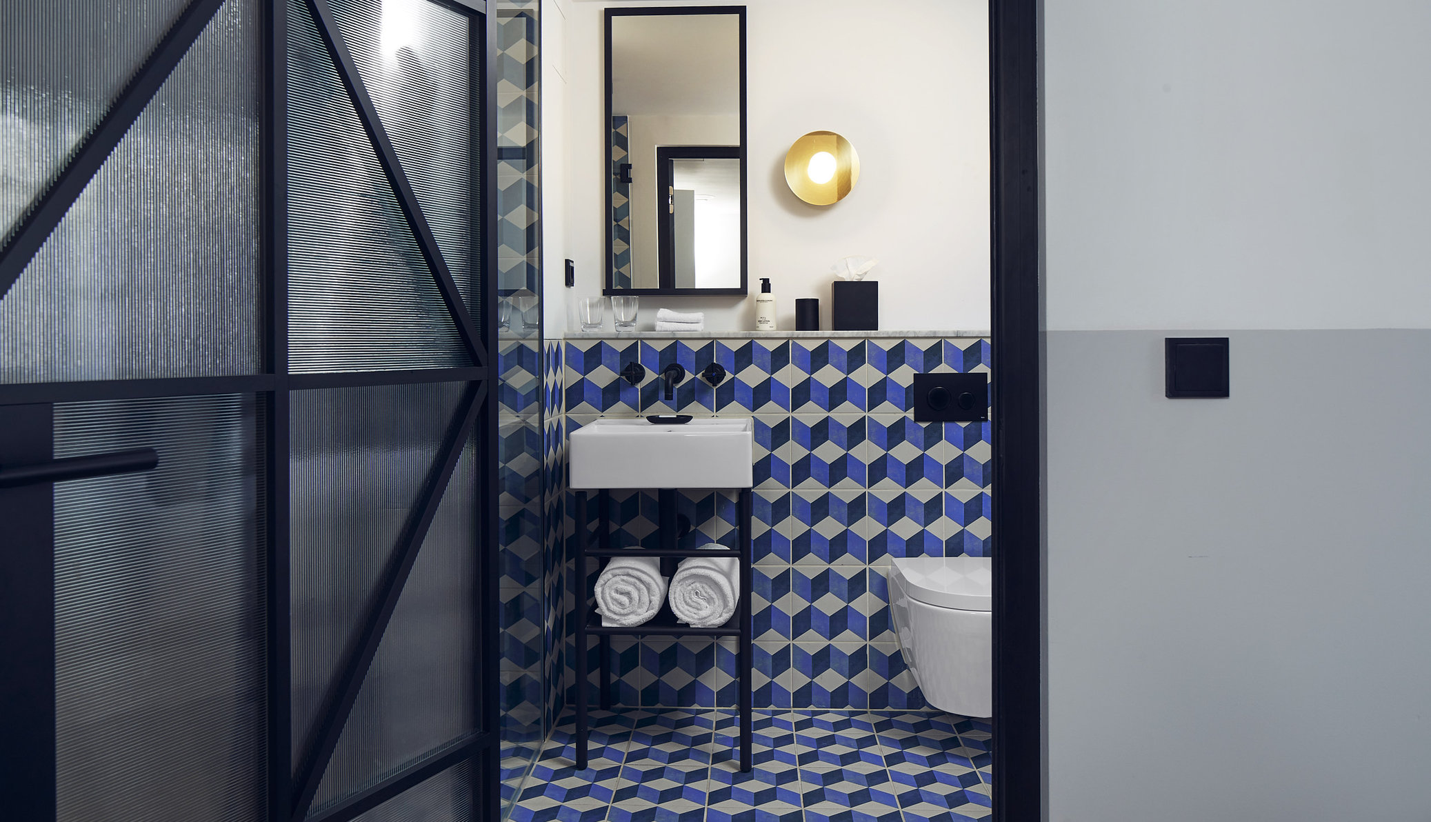 Kimpton De Witt Amsterdam, an IHG Hotel Room Type - 1 Queen Essential