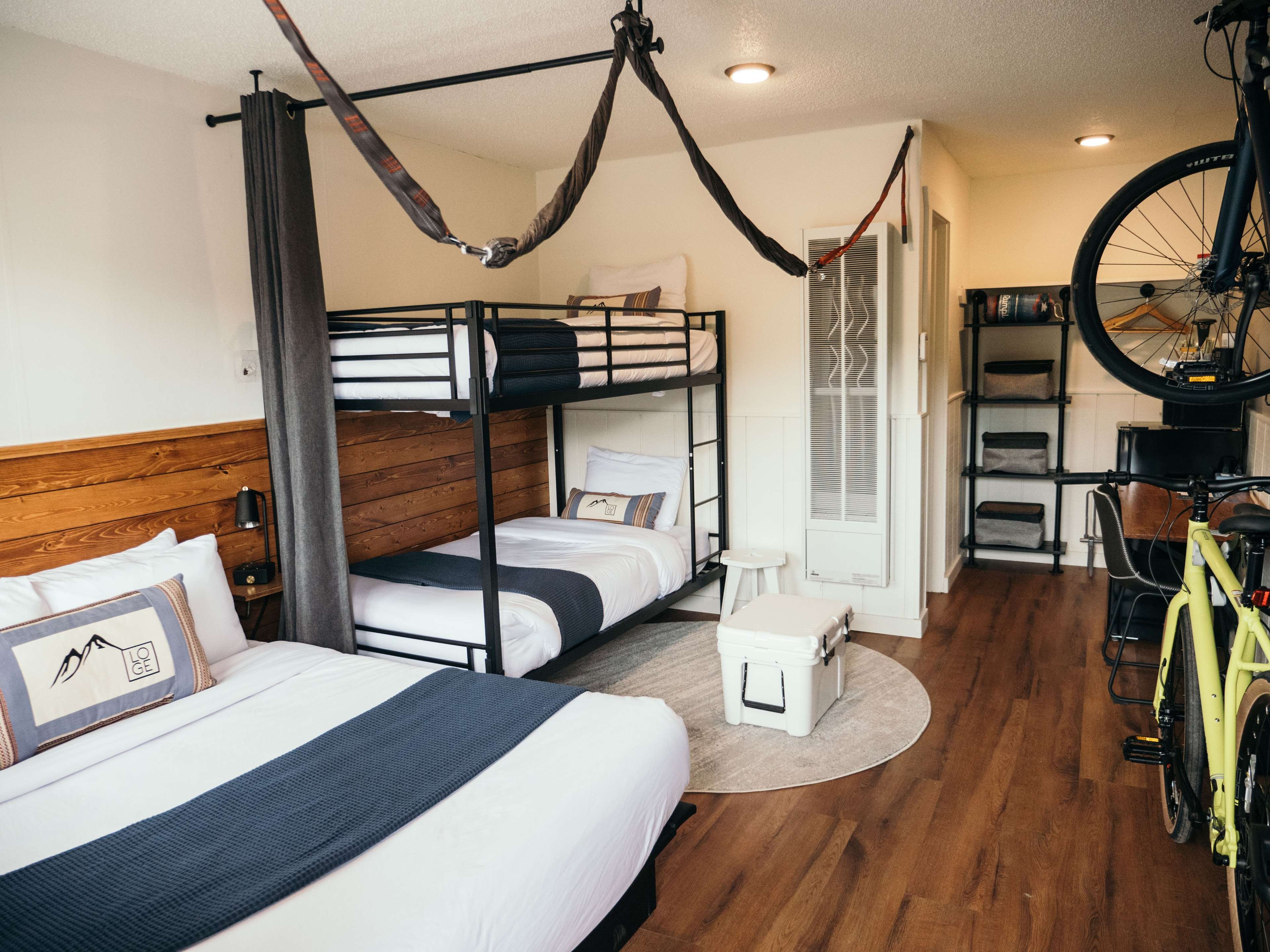 LOGE BRECKENRIDGE