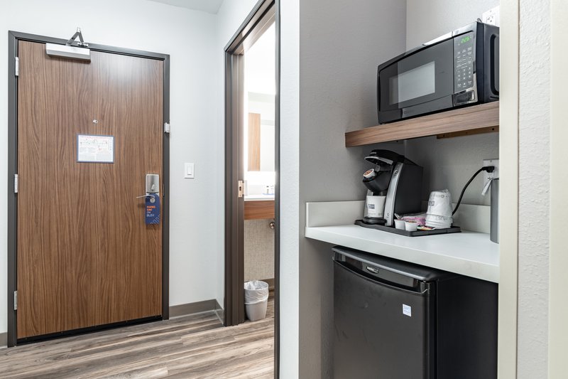 Holiday Inn Express and Suites Moundsville