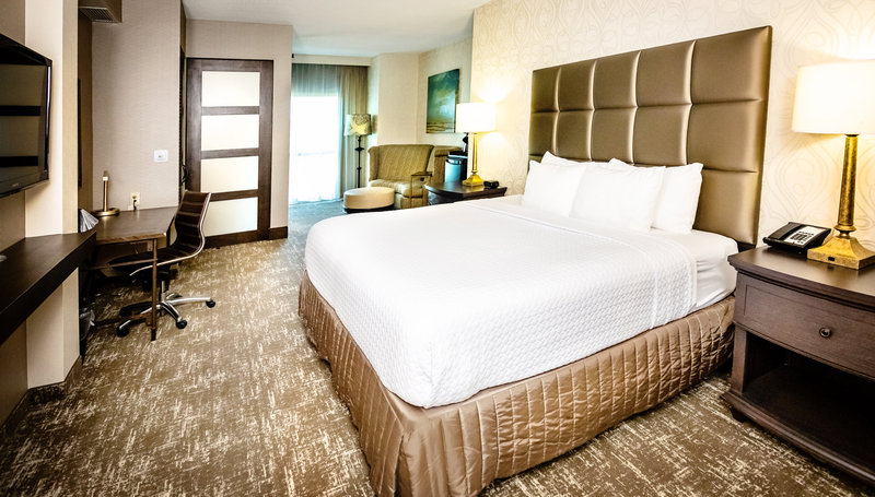 Crowne Plaza Charleston