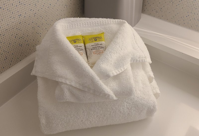 HOLIDAY INN EXP NEWTON FALLS