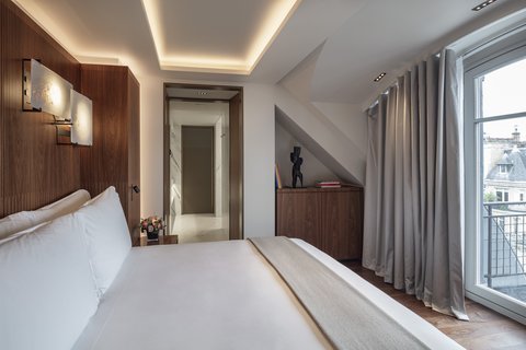 Suite Amour with Eiffel View Terrace