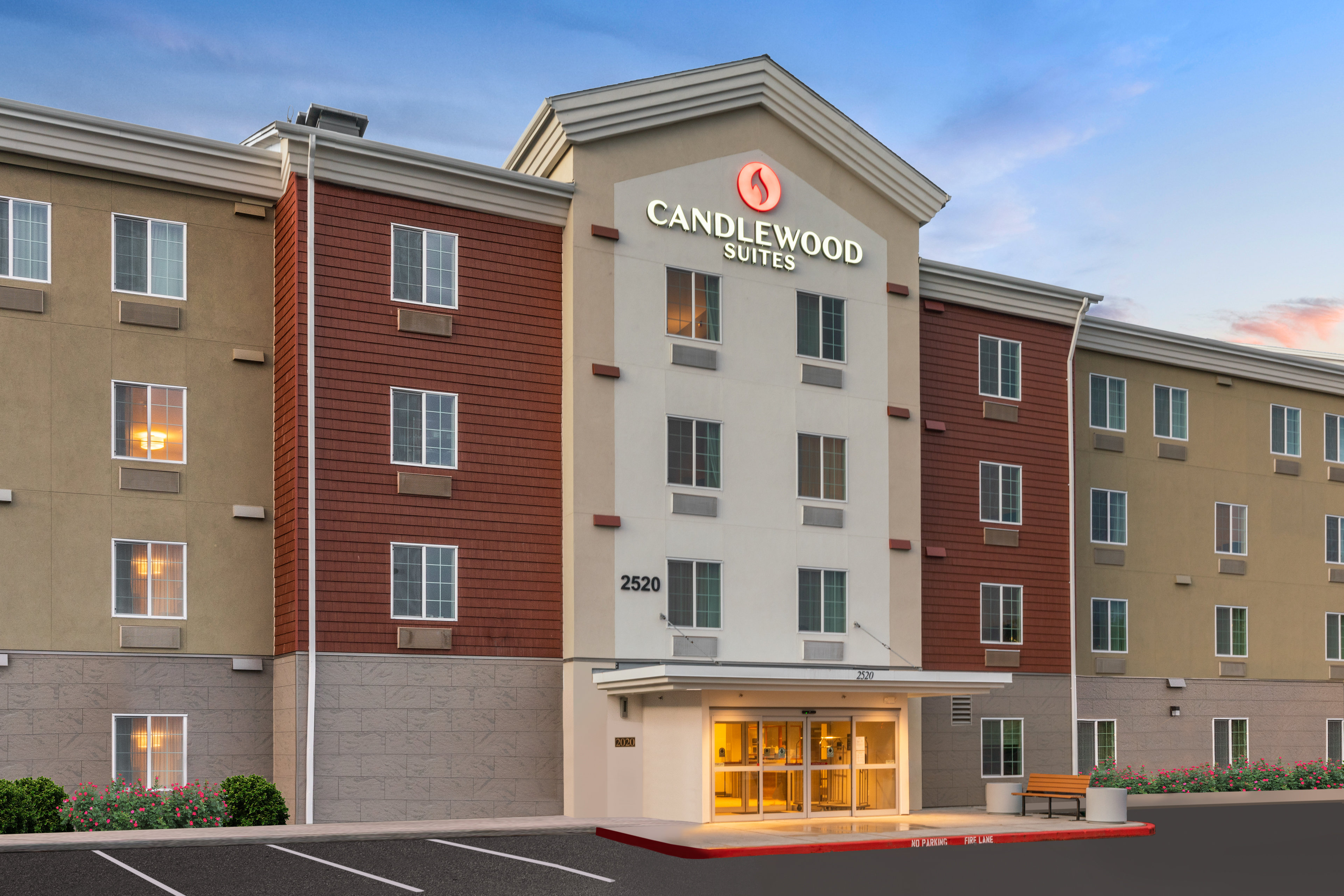 Candlewood Suites Sumner-Puyallup Area