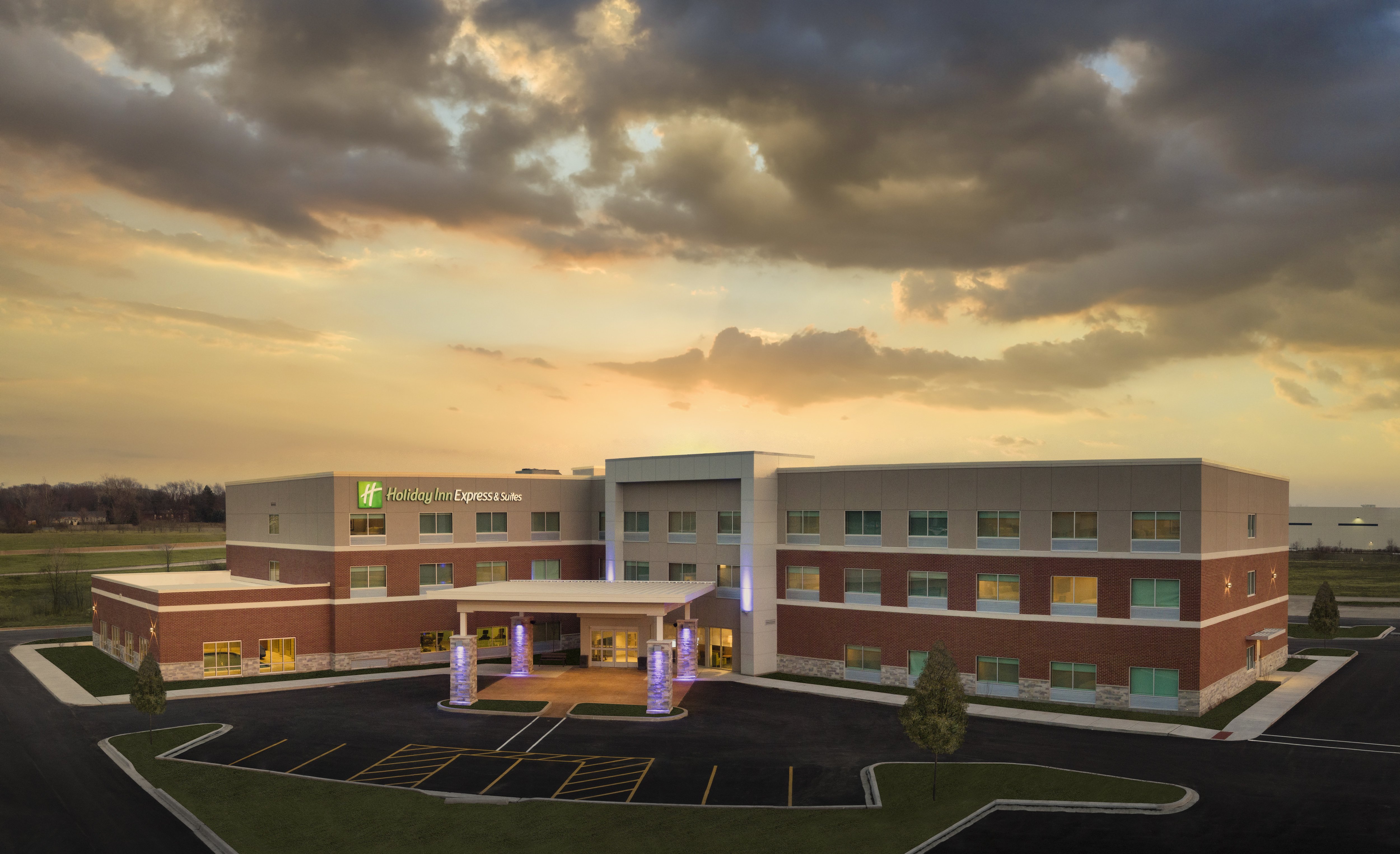 Holiday Inn Express & Suites Lockport