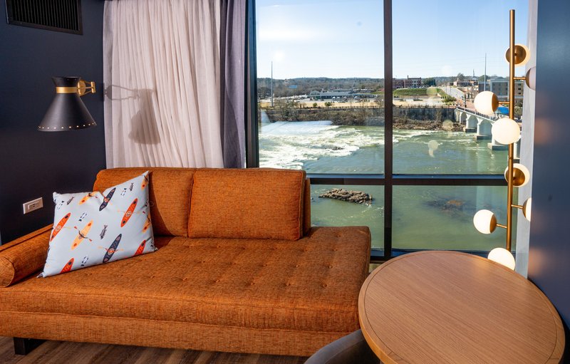 Hotel Indigo Columbus at Riverfront Place