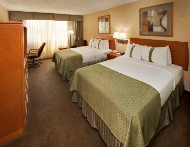 Holiday Inn Des Moines Downtown Mercy Campus