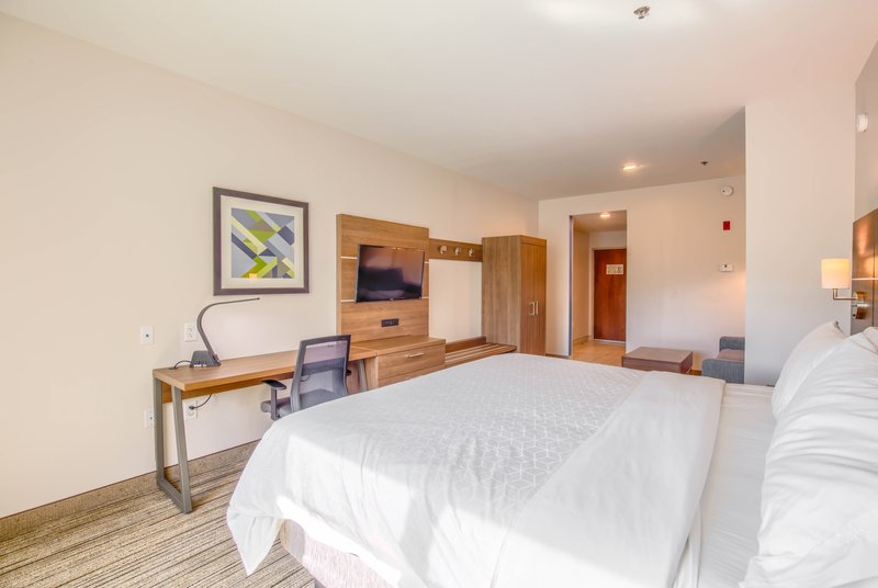 HOLIDAY INN EXP GULF SHORES