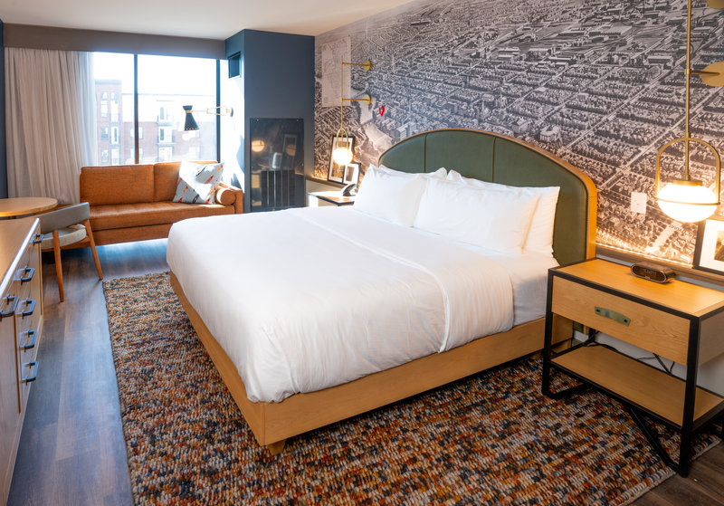 Hotel Indigo Columbus at Riverfront Place