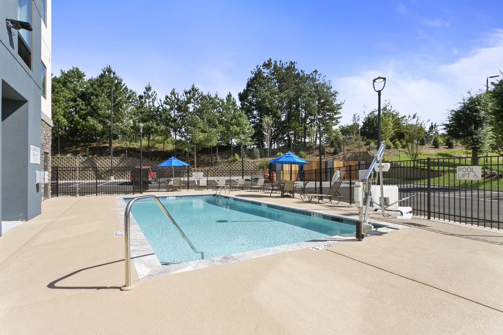 Come cool off in our outdoor pool.