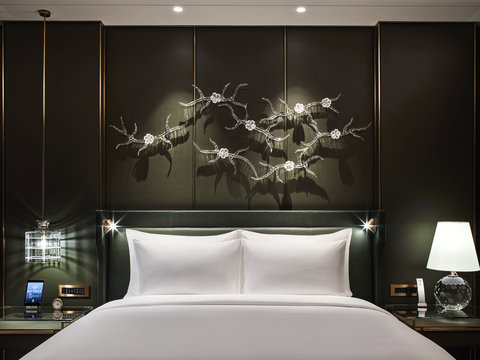 Stateroom King Bed New Chinese Style