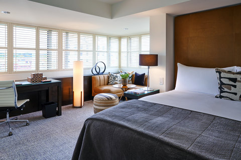 Junior Suite Q Street