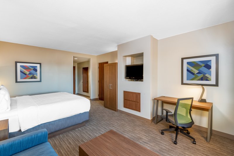 Holiday Inn Express & Suites St. George North – Zion