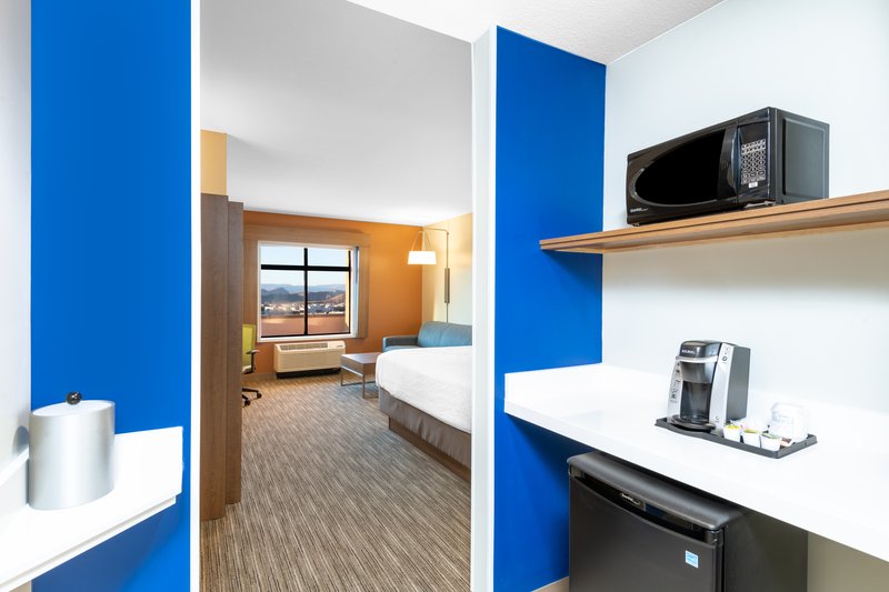 Holiday Inn Express & Suites St. George North – Zion