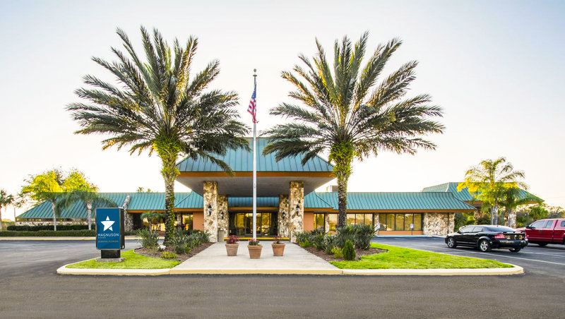 MG Sebring Florida FL Property Exterior