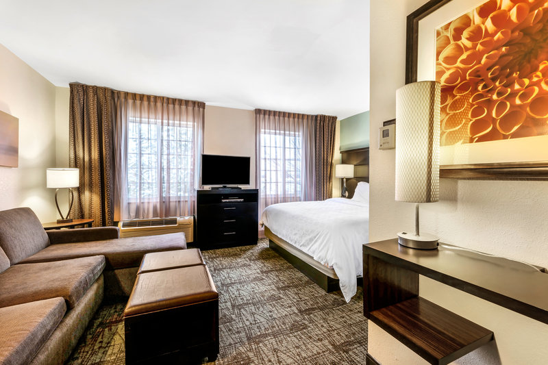 STAYBRIDGE SUITES MT LAUREL