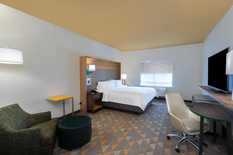 HOLIDAY INN BATESVILLE