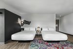 Savvy, Larger Guest room, 2 Queen