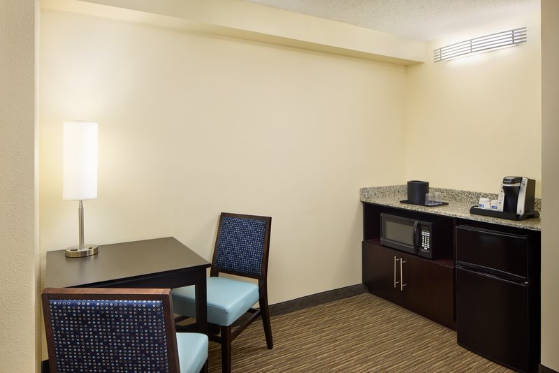 Holiday Inn Express ALPHARETTA – WINDWARD PARKWAY