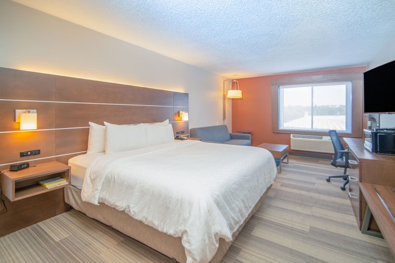 HOLIDAY INN EXPRESS KEWEENAW