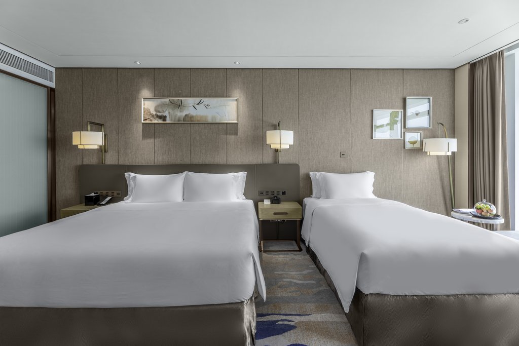 Intercontinental Xiamen by IHG Room Type - 1 King 1 Single Classic Sea View
