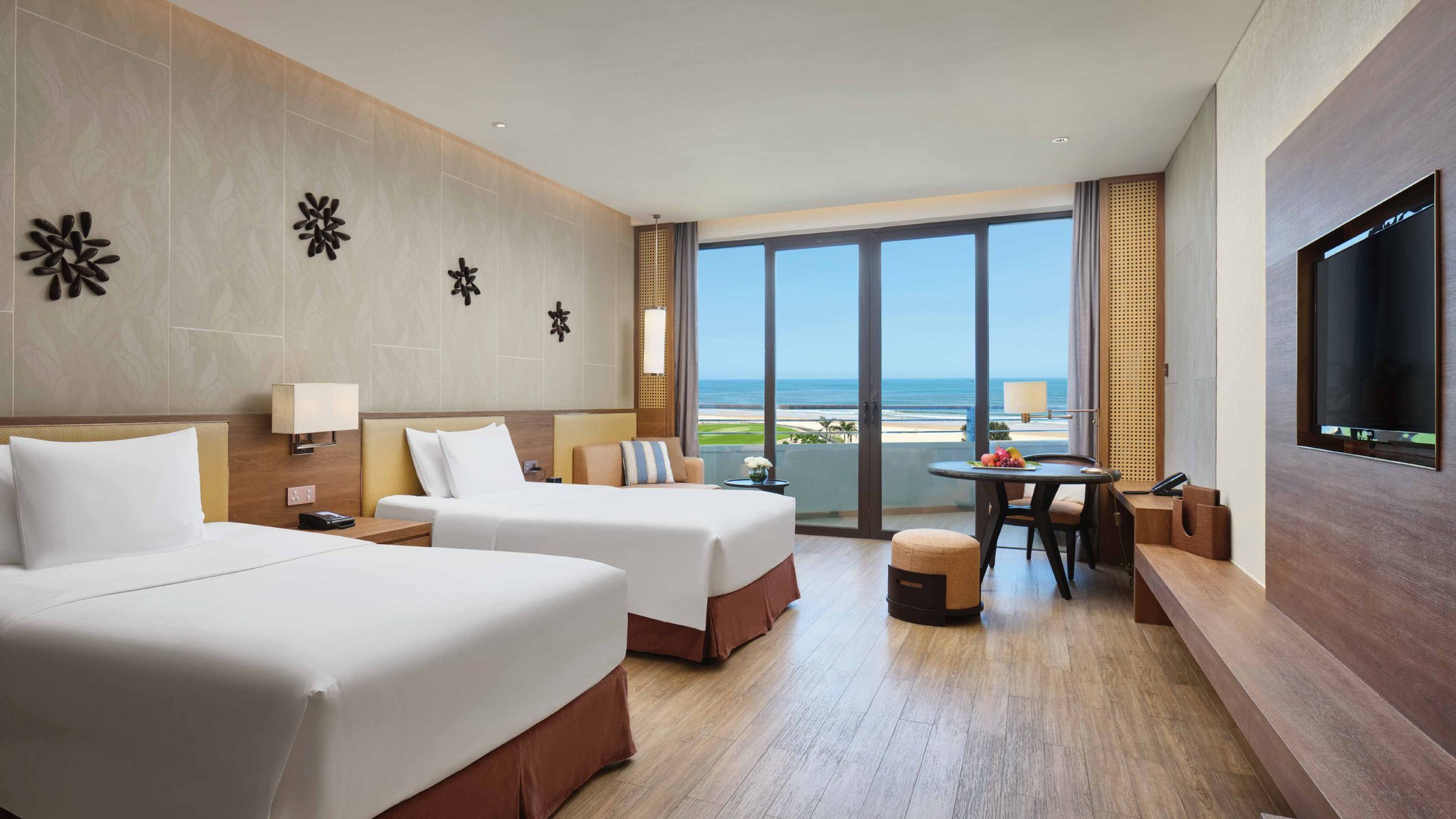 Crowne Plaza Hailing Island Room Type - 2 Twin Standard Sea view Smoking