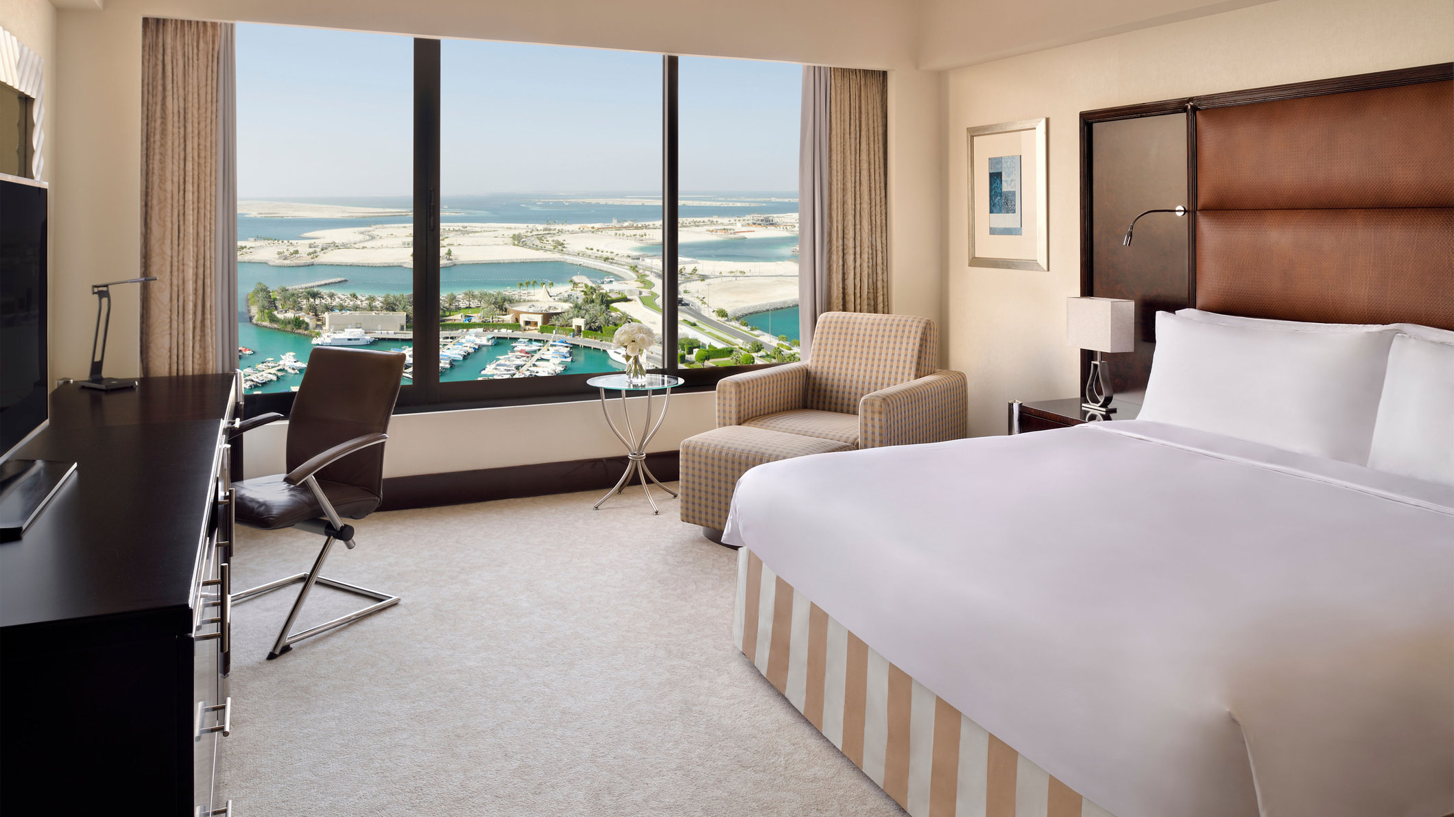 InterContinental ABU DHABI Room Type - 1 King Classic Sea View