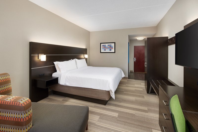 HOLIDAY INN EXP STES SEYMOUR