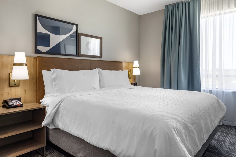 Staybridge Suites Dallas – Grand Prairie