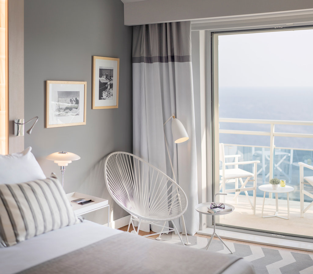Guest photo